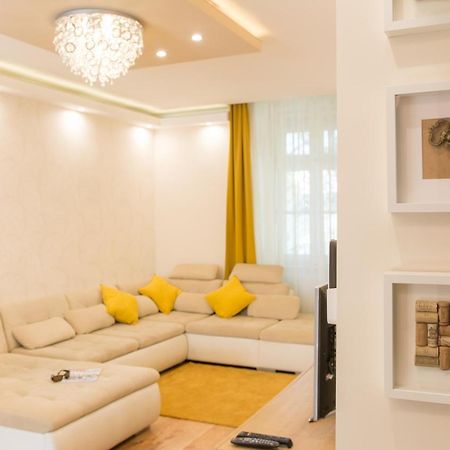 Cork Apartman Eger Esterno foto