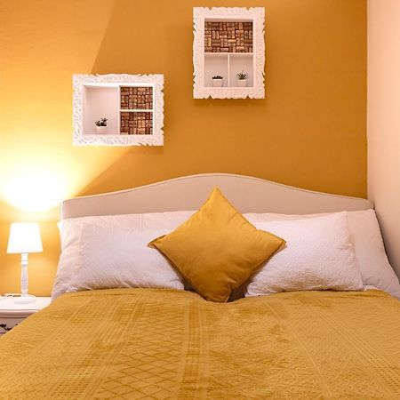 Cork Apartman Eger Esterno foto